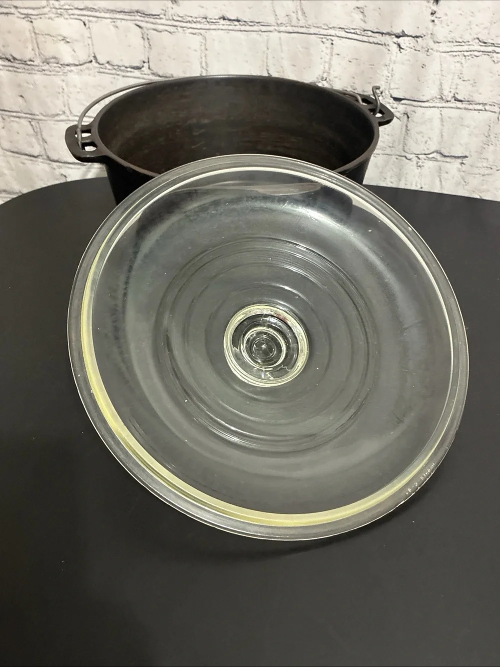 VINTAGE WAGNER WARE SIDNEY O 1268 C DUTCH OVEN With Wagner C -8 LID BAIL HANDLE